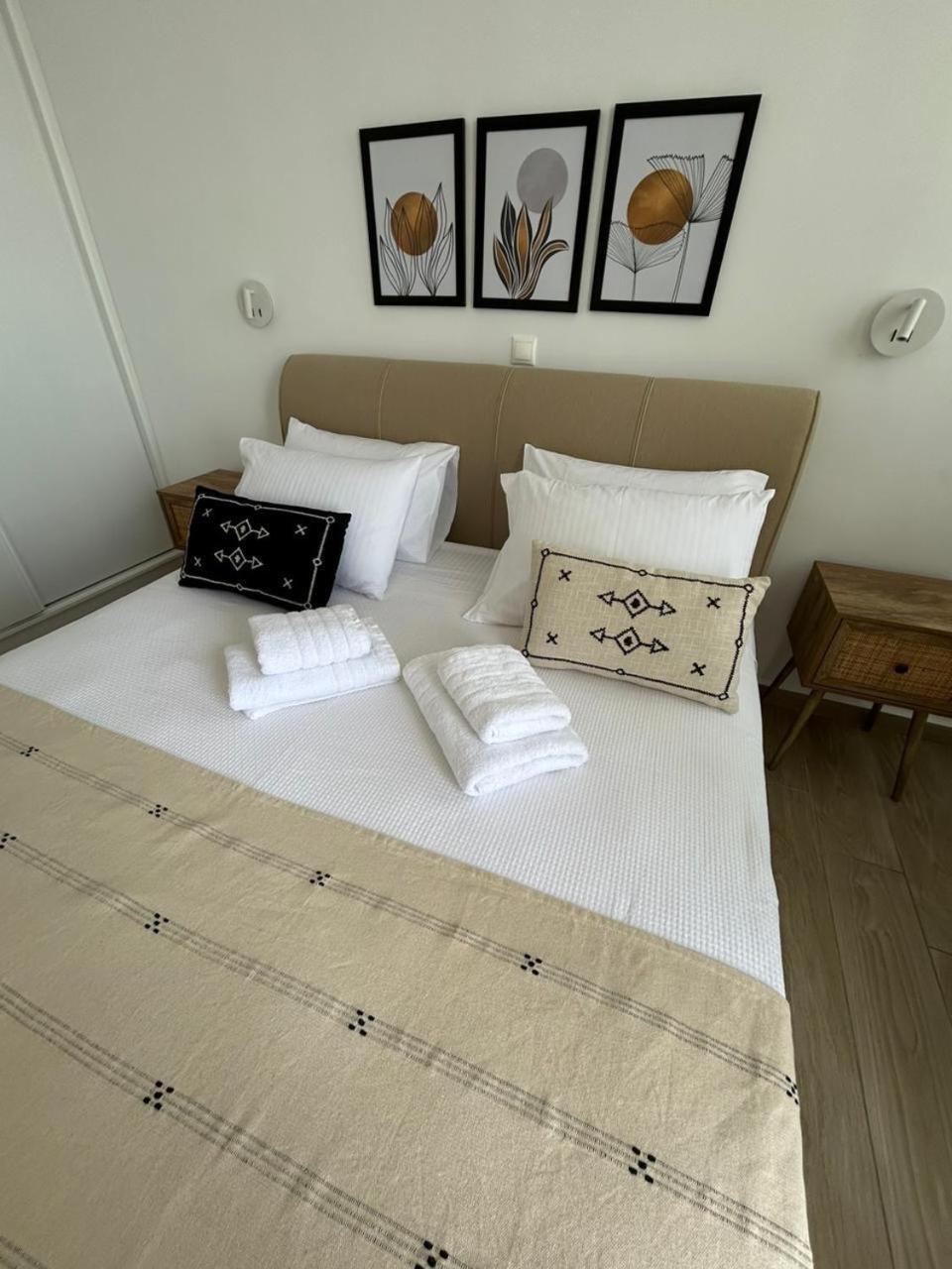 Emilia Suites Ермуполіс Екстер'єр фото